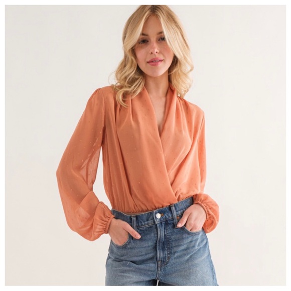 17 Chic and Fabulous V-Neck Wrap Bodysuit - Picture 6 of 8